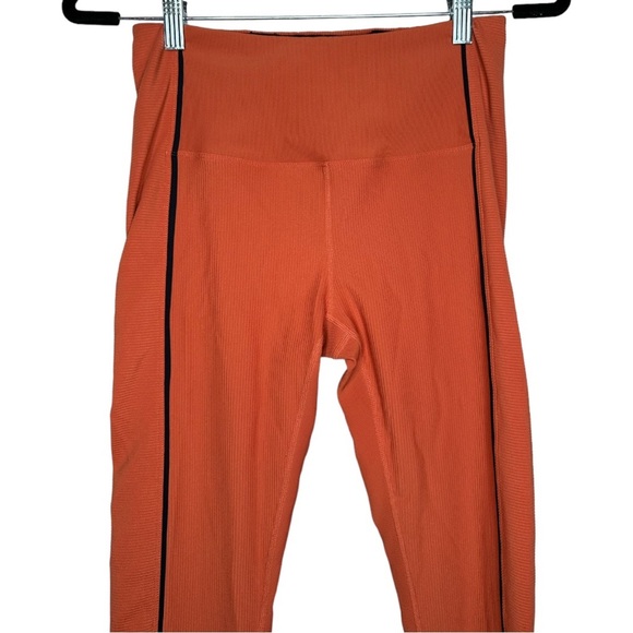 Zyia Leggings Ribbed Burnt Orange size 8-10 - Picture 3 of 13